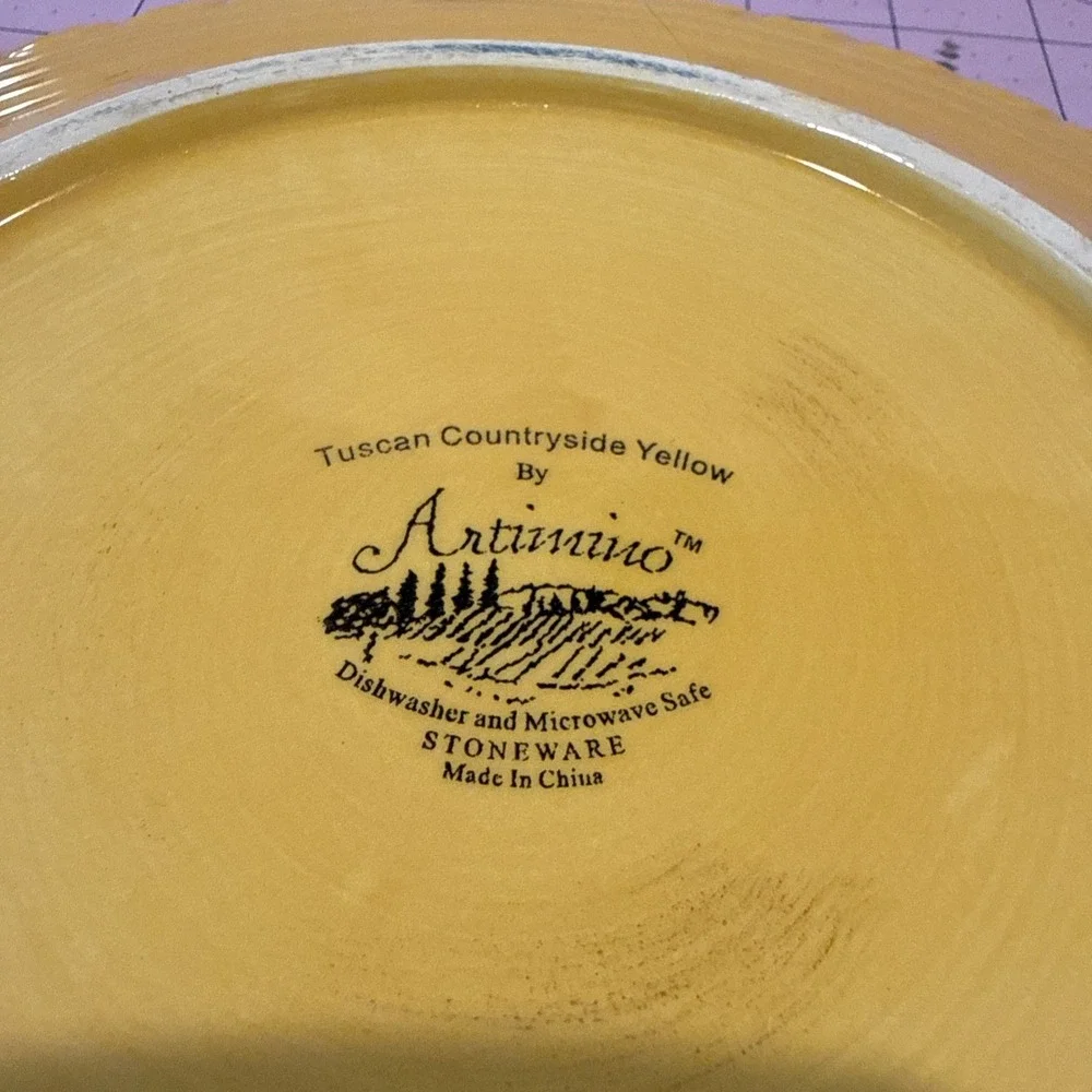 Artimino TUSCAN COUNTRYSIDE Yellow Embossed Ceramic Plates Set of 2 w/‎ Chips